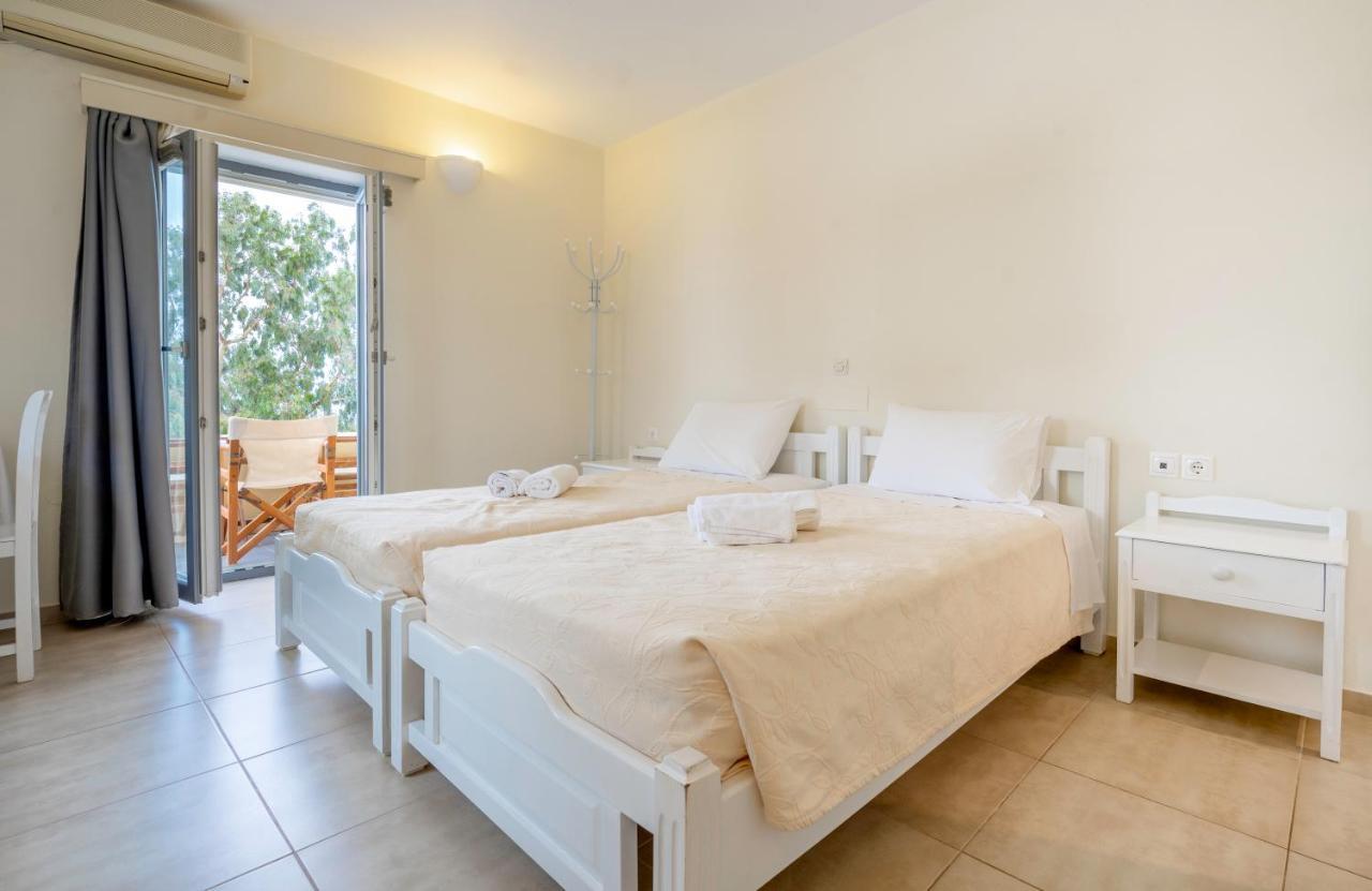 Ersi Aparthotel Fira (Santorini)