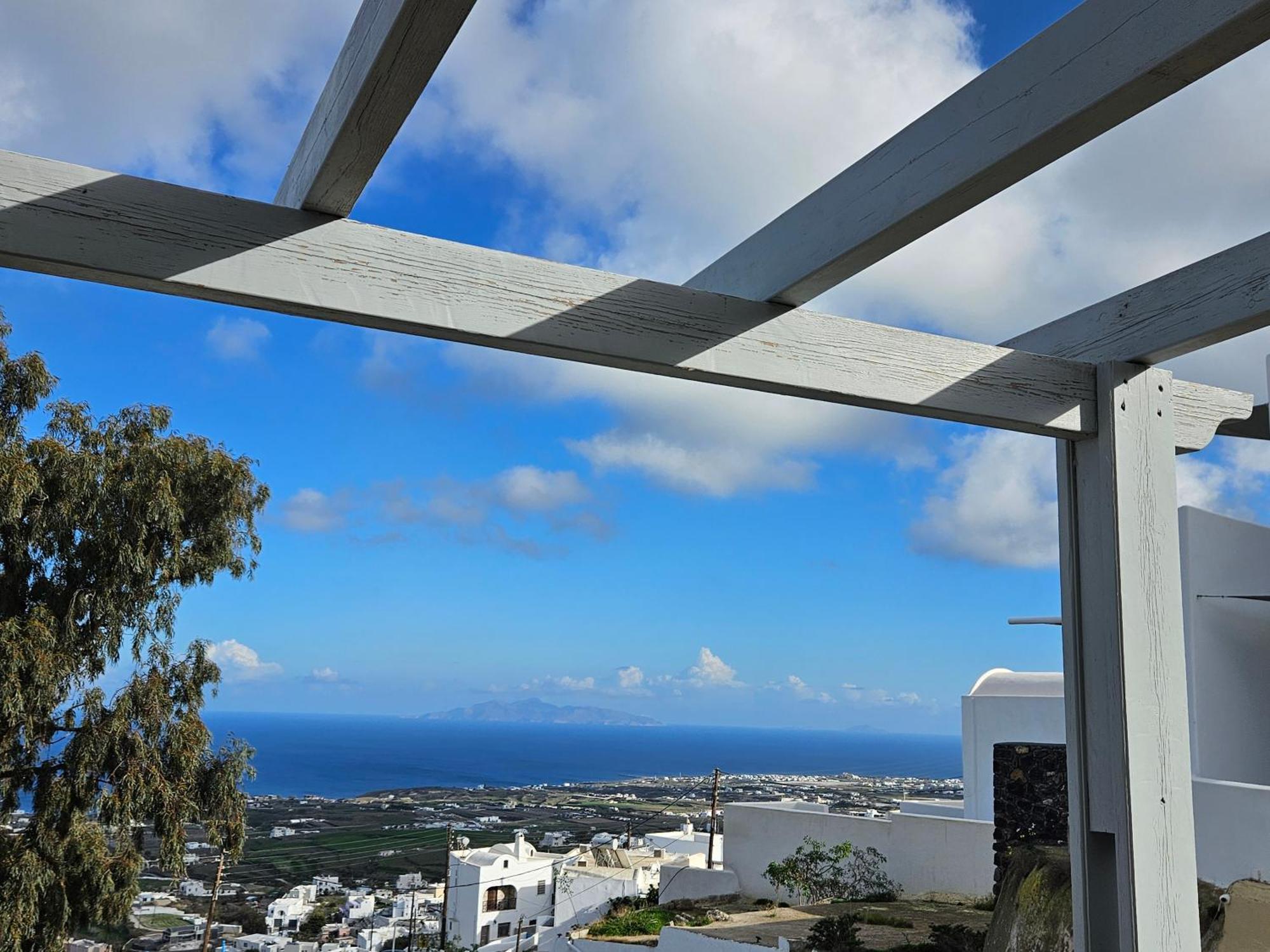 Ersi Aparthotel Fira (Santorini)
